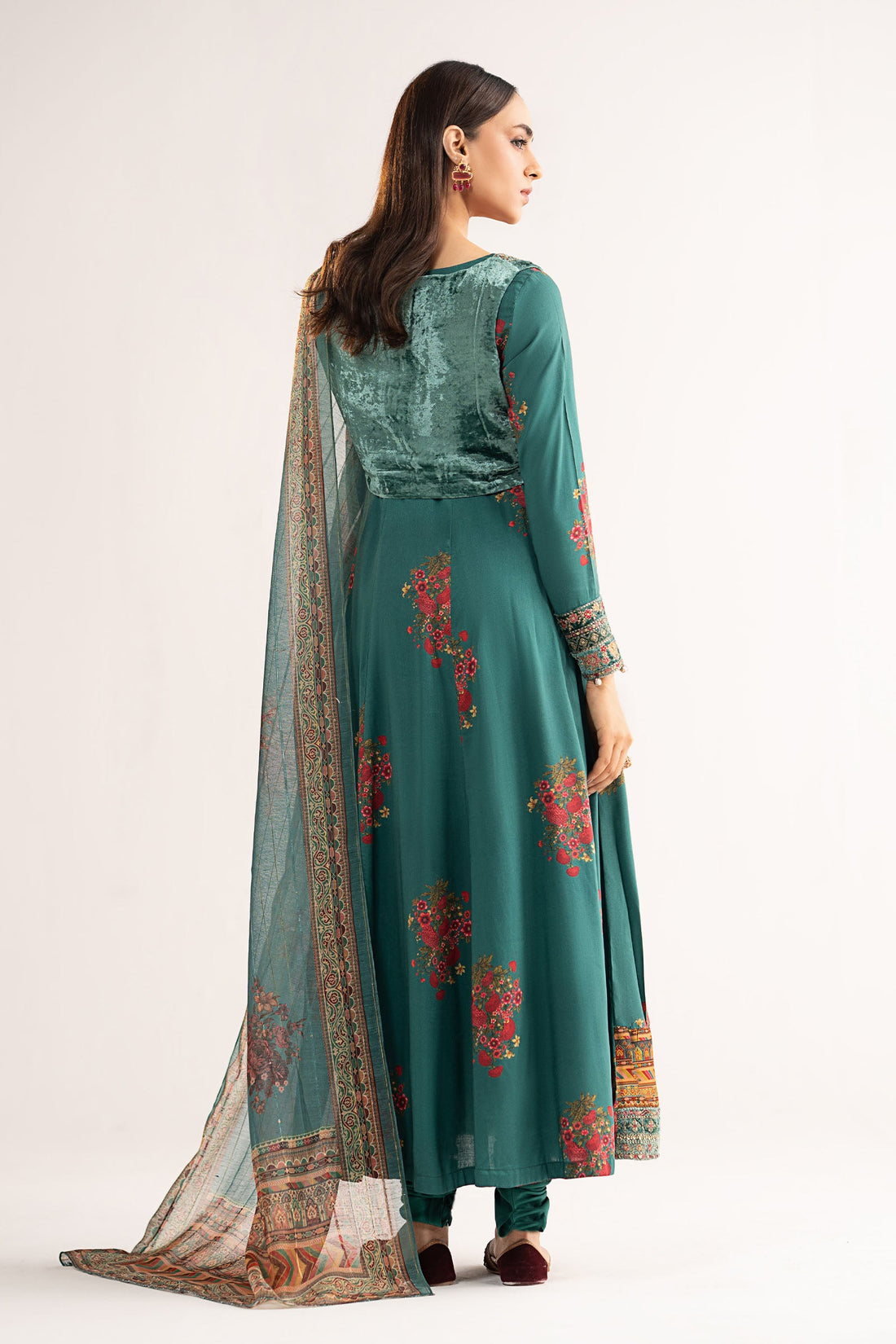 Maria B | Luxury Pret Winter 25 | DW-W25-39