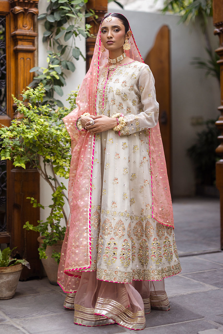 Deepak Perwani | Jaipur Heritage Wedding Wear | Ktd4111