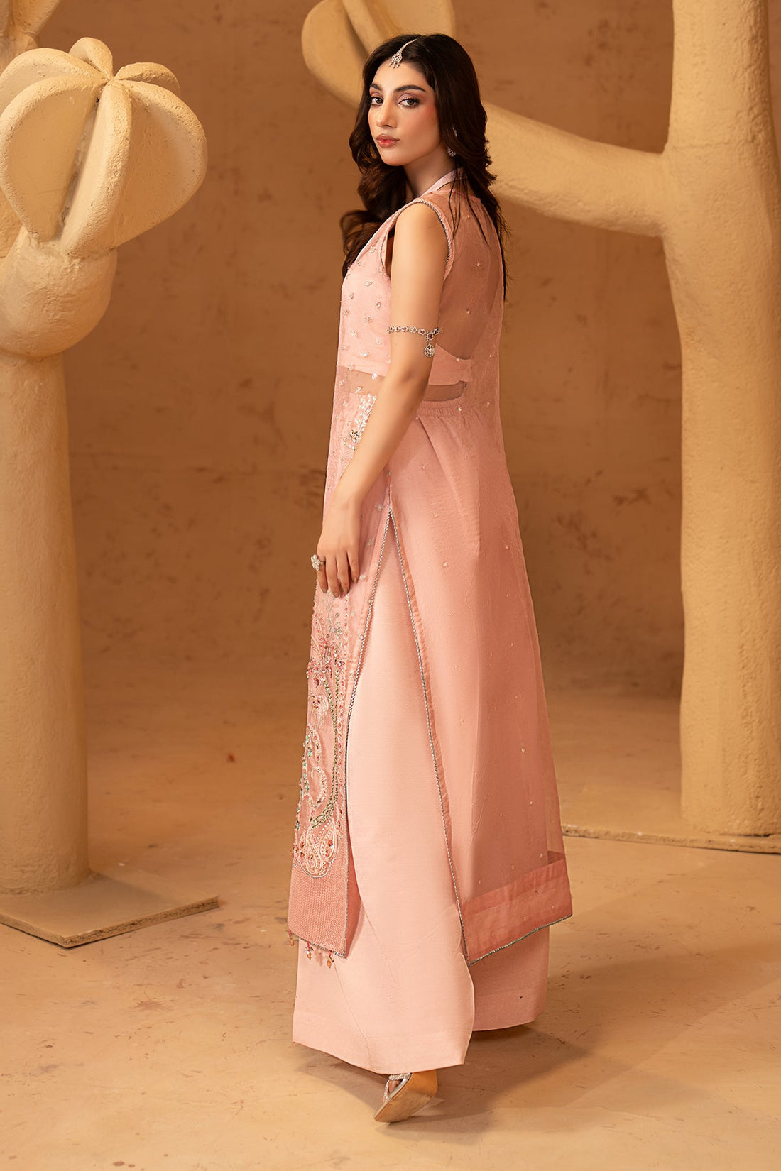 Maryams | Noir Luxury Formals | Mina