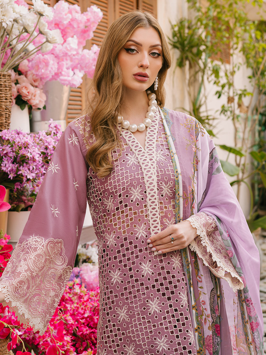 Mahnur | Mahrukh Eid Edit 24 | ELLA - Khanumjan  Pakistani Clothes and Designer Dresses in UK, USA 