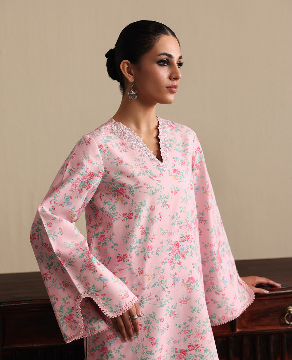 Republic Womenswear | Neoma Essential Basic Pret 26 | Athea