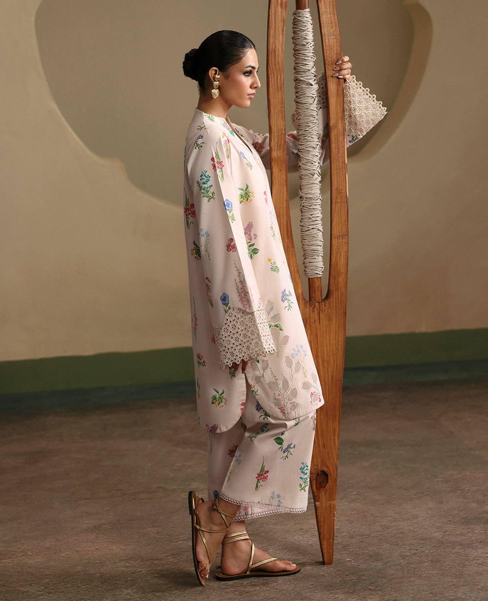 Republic Womenswear | Neoma Essential Basic Pret 26 |Zarelle