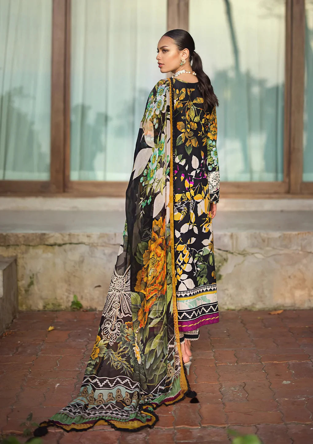 Elaf Premium | Signature Embroidered Lawn 24 | ESL-08B NIGHTFALL - Khanumjan  Pakistani Clothes and Designer Dresses in UK, USA 