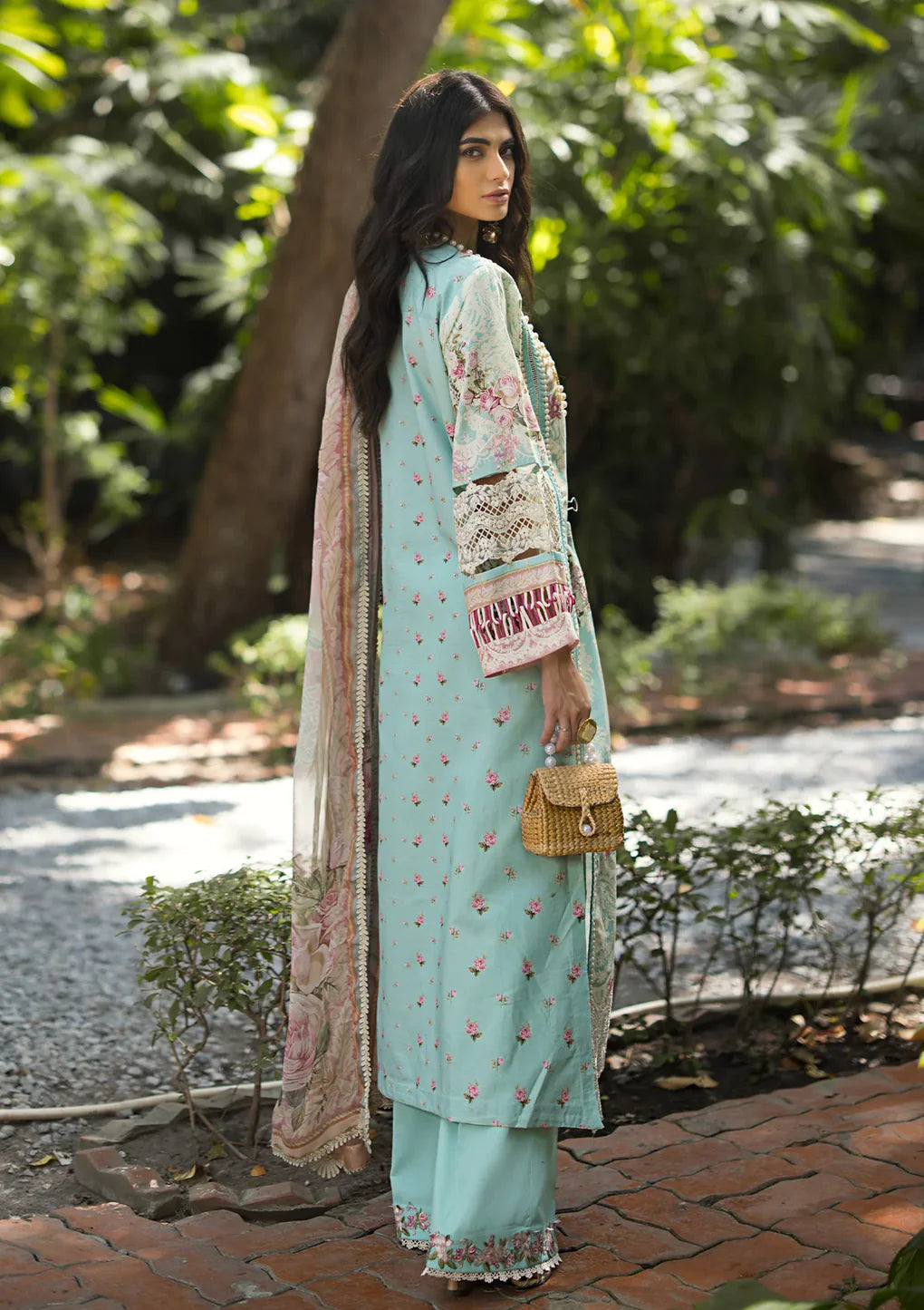 Elaf Premium | Signature Embroidered Lawn 24 | ESL-02B PEARLY ESSENCE - Khanumjan  Pakistani Clothes and Designer Dresses in UK, USA 