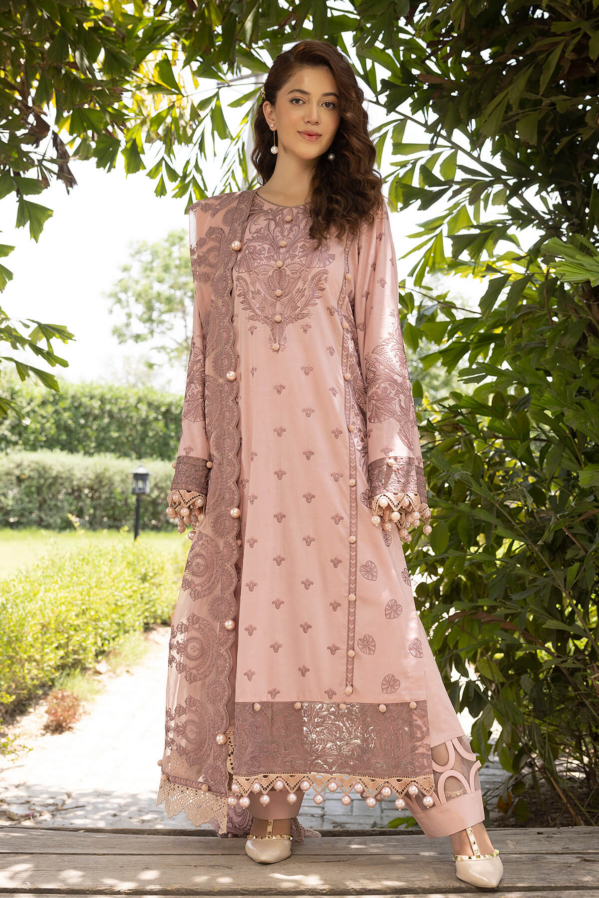 Raeesa Premium | Ferya Lawn | Noor E Fajar | Ferya | FD-02 - Khanumjan  Pakistani Clothes and Designer Dresses in UK, USA 