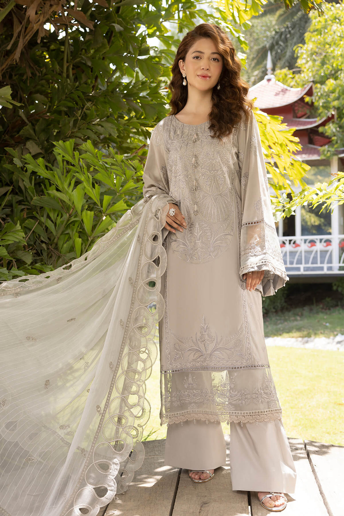 Raeesa Premium | Ferya Lawn | Noor E Fajar | Ferya | FD-08 - Khanumjan  Pakistani Clothes and Designer Dresses in UK, USA 