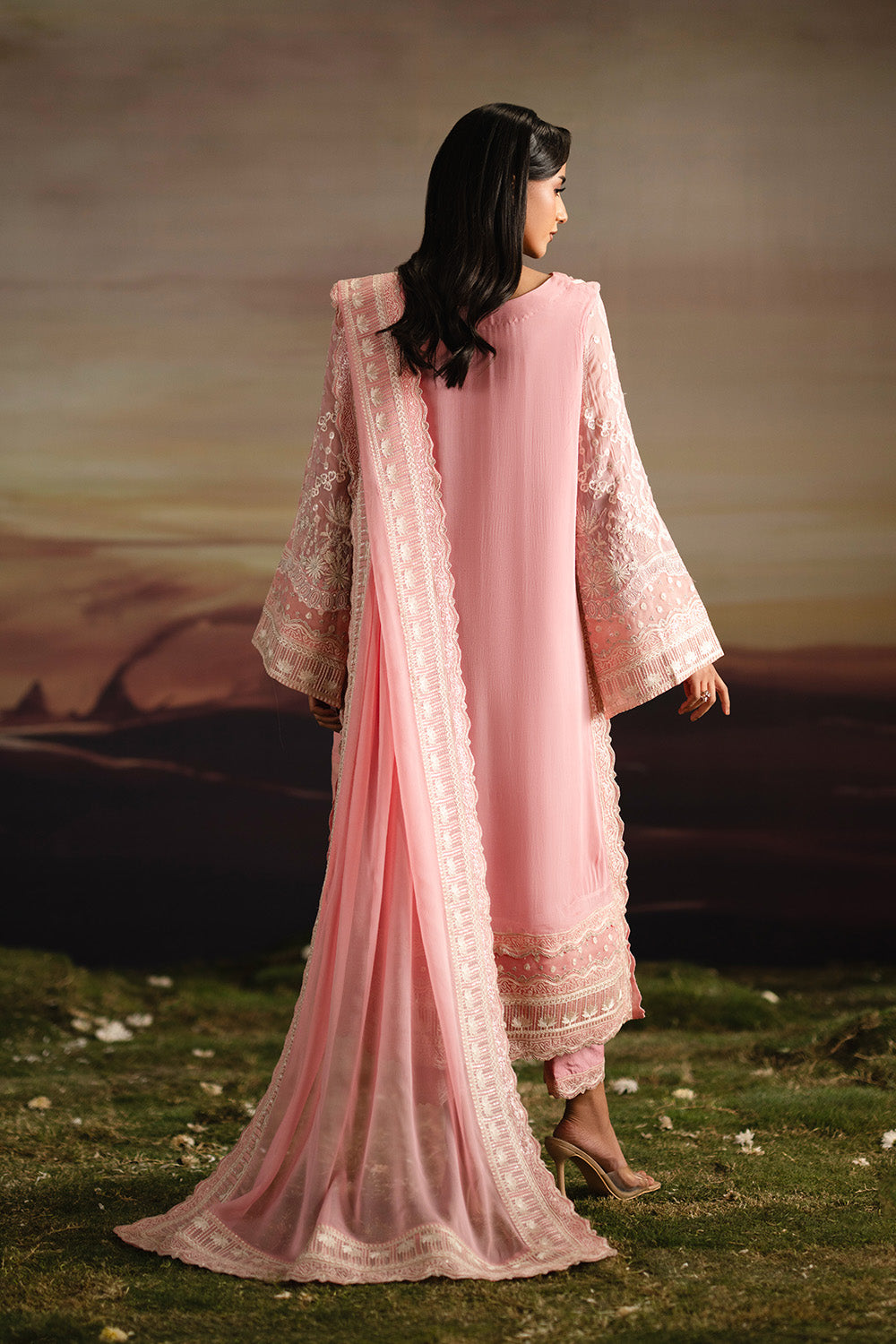 Fressia Premium | Luxury 26 | IYLA - FWU5704