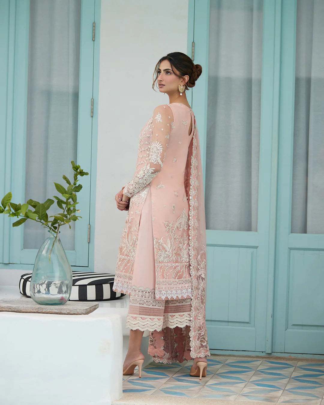 Faiza Saqlain | Liliana Luxury Lawn 24 | Valetta - Khanumjan  Pakistani Clothes and Designer Dresses in UK, USA 