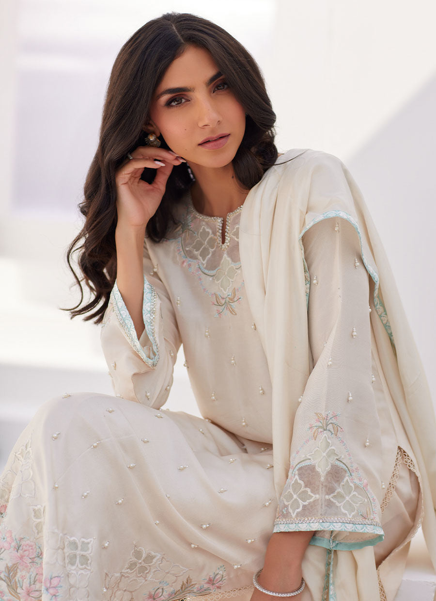 Farah Talib Aziz | Zaza Luxe Pret 24 | LYA IVORY EMBELLISHED RAW SILK SHIRT AND DUPATTA - Khanumjan  Pakistani Clothes and Designer Dresses in UK, USA 