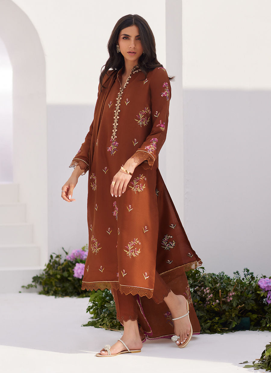 Farah Talib Aziz | Zaza Luxe Pret 24 | NOEMIE CHOCOLATE EMBROIDERED RAW SILK SHIRT AND DUPATTA - Khanumjan  Pakistani Clothes and Designer Dresses in UK, USA 