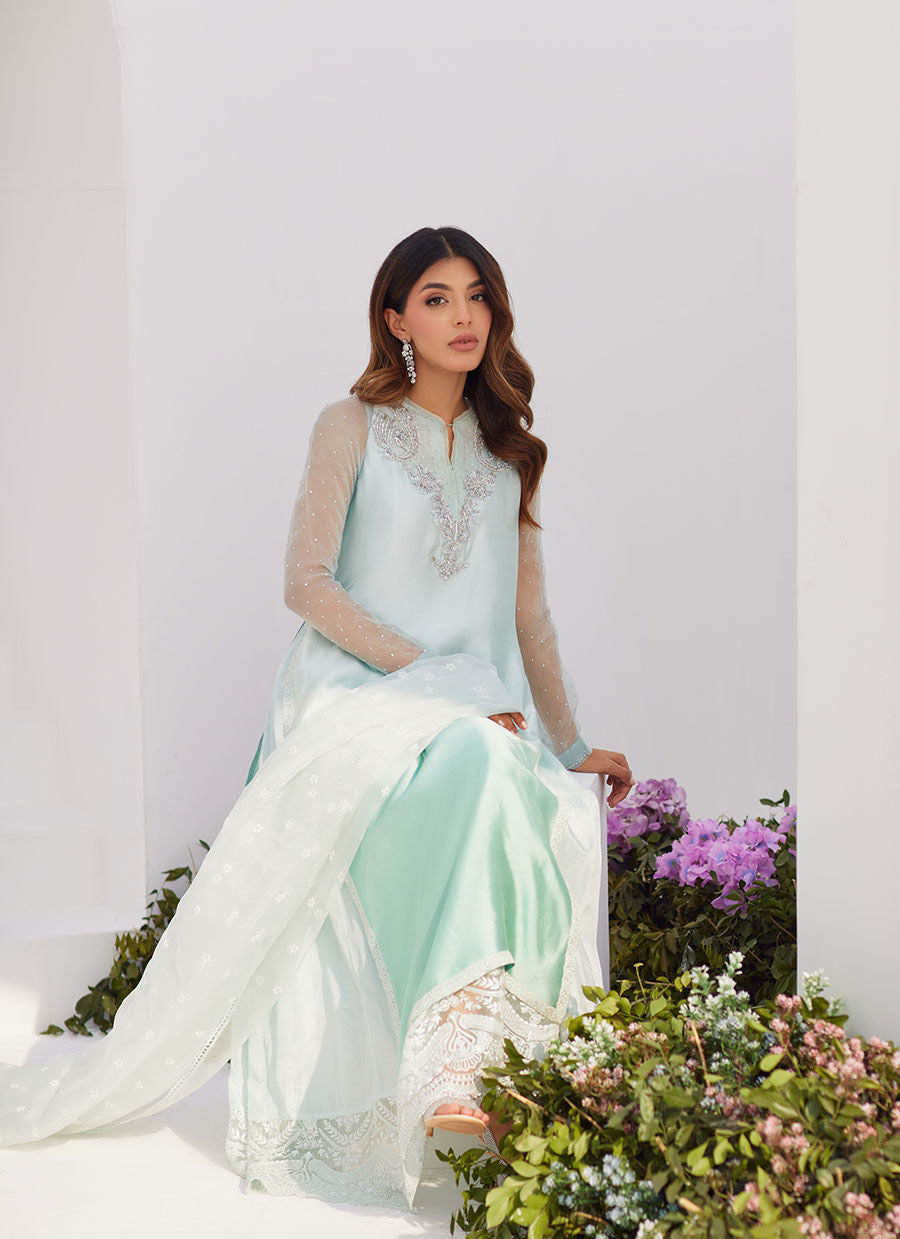 Farah Talib Aziz | Zaza Luxe Pret 24 | SOLENE AQUA OMBRE EMBELLISHED COLUMN SHIRT WITH EMBROIDERED KALIDAAR SLIP - Khanumjan  Pakistani Clothes and Designer Dresses in UK, USA 