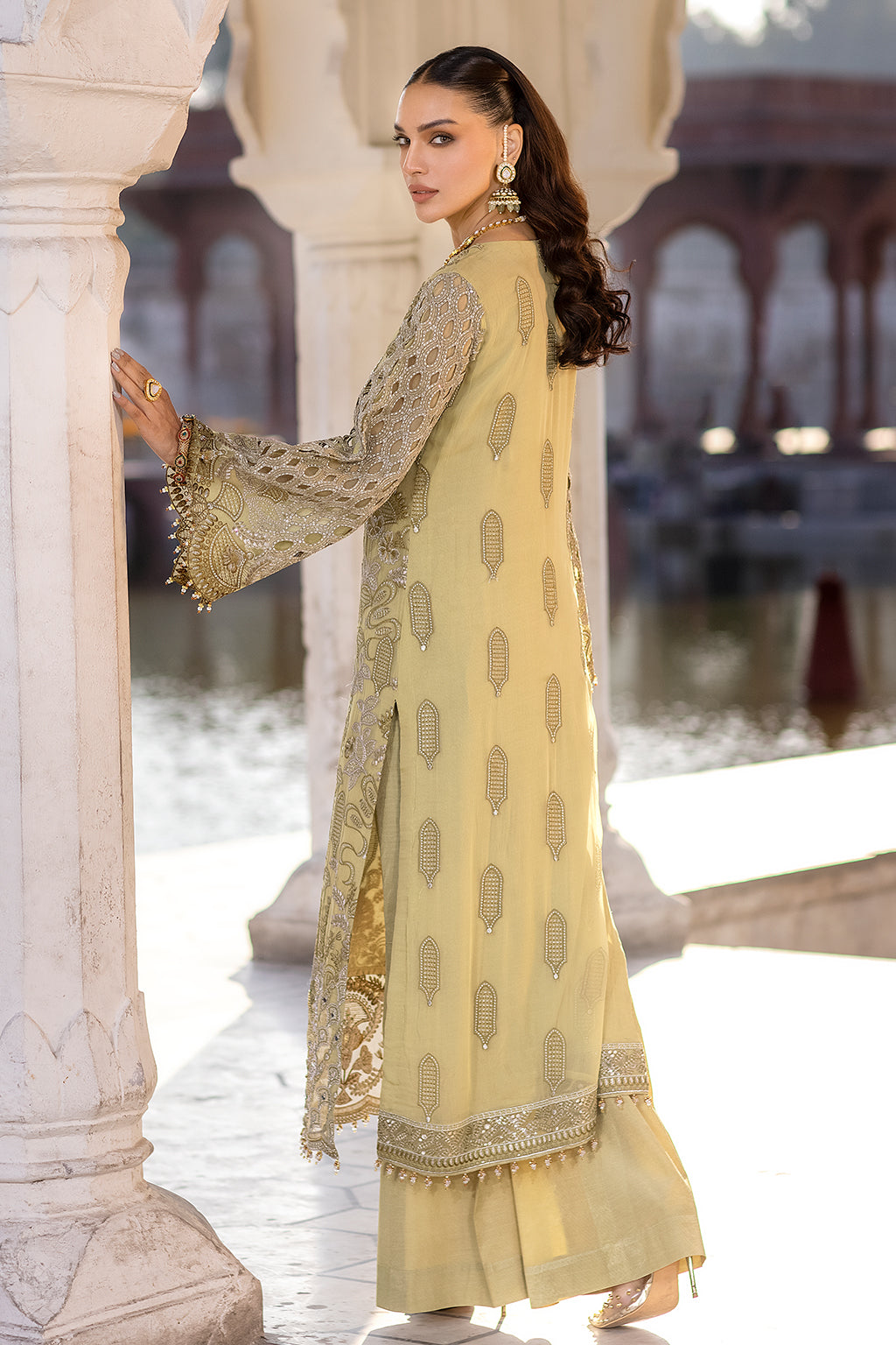 Flossie | Safeera Formals vol 13 | HONEY HAZE - Khanumjan  Pakistani Clothes and Designer Dresses in UK, USA 