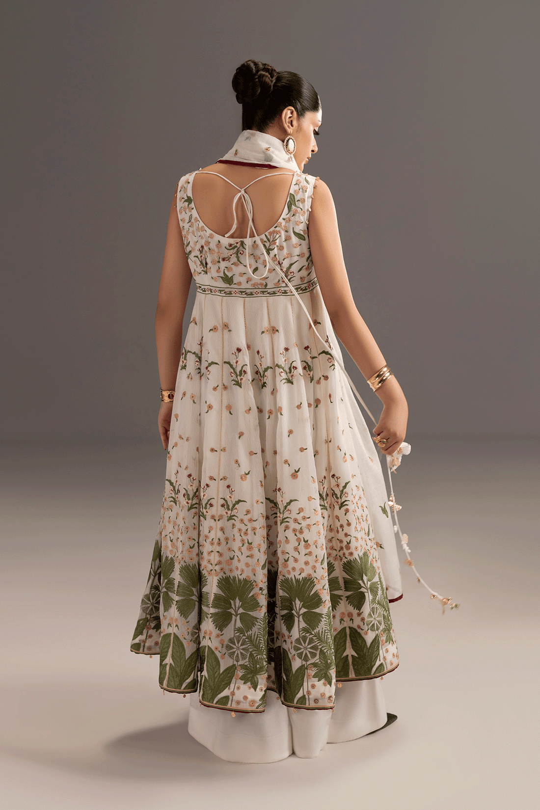 Erum Khan | Summer Whisper | Elegant Glow