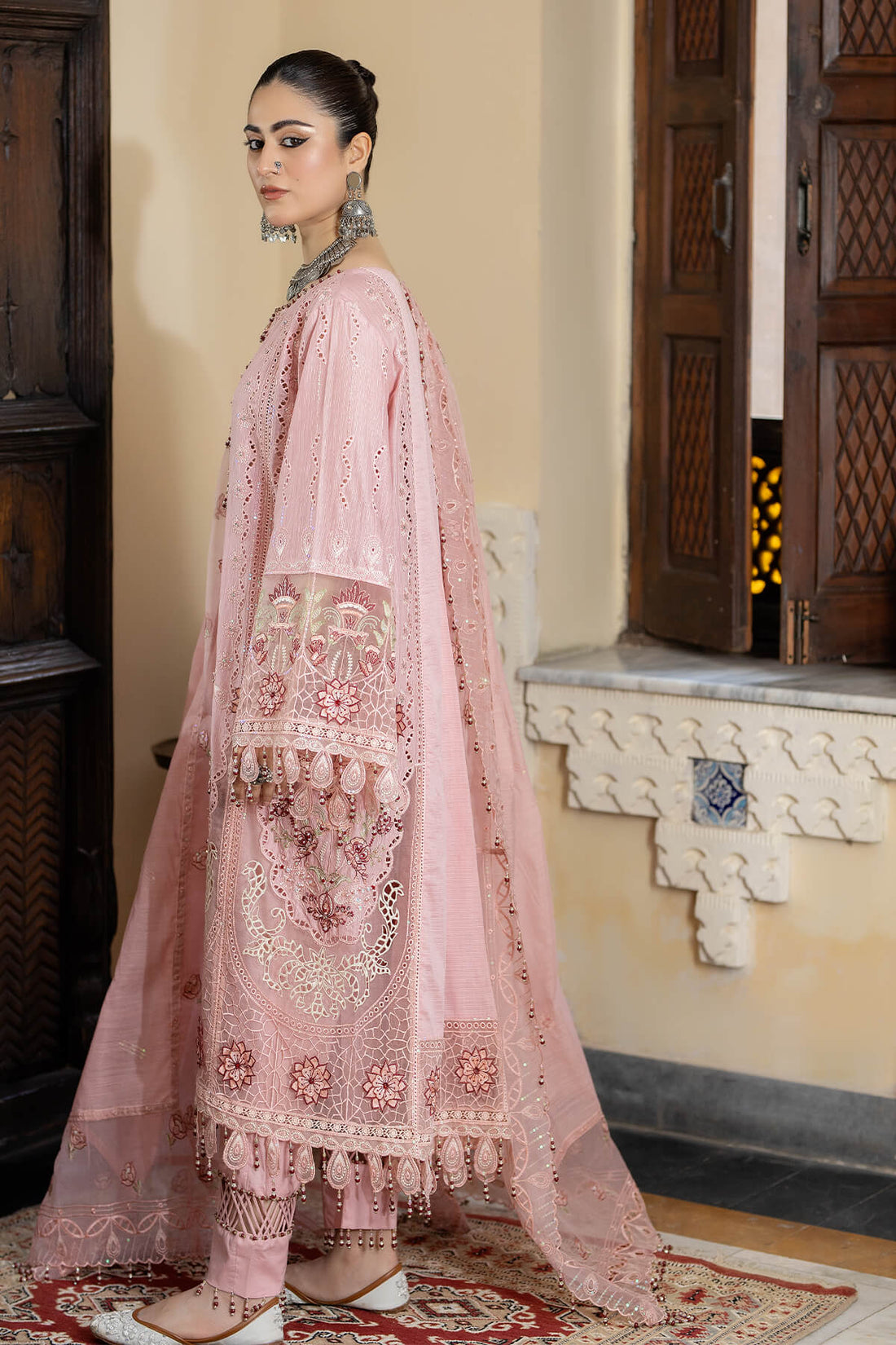 Raeesa Premium | Kimora Lawn Collection |  Kimora | HL-17 Irsa - Khanumjan  Pakistani Clothes and Designer Dresses in UK, USA 