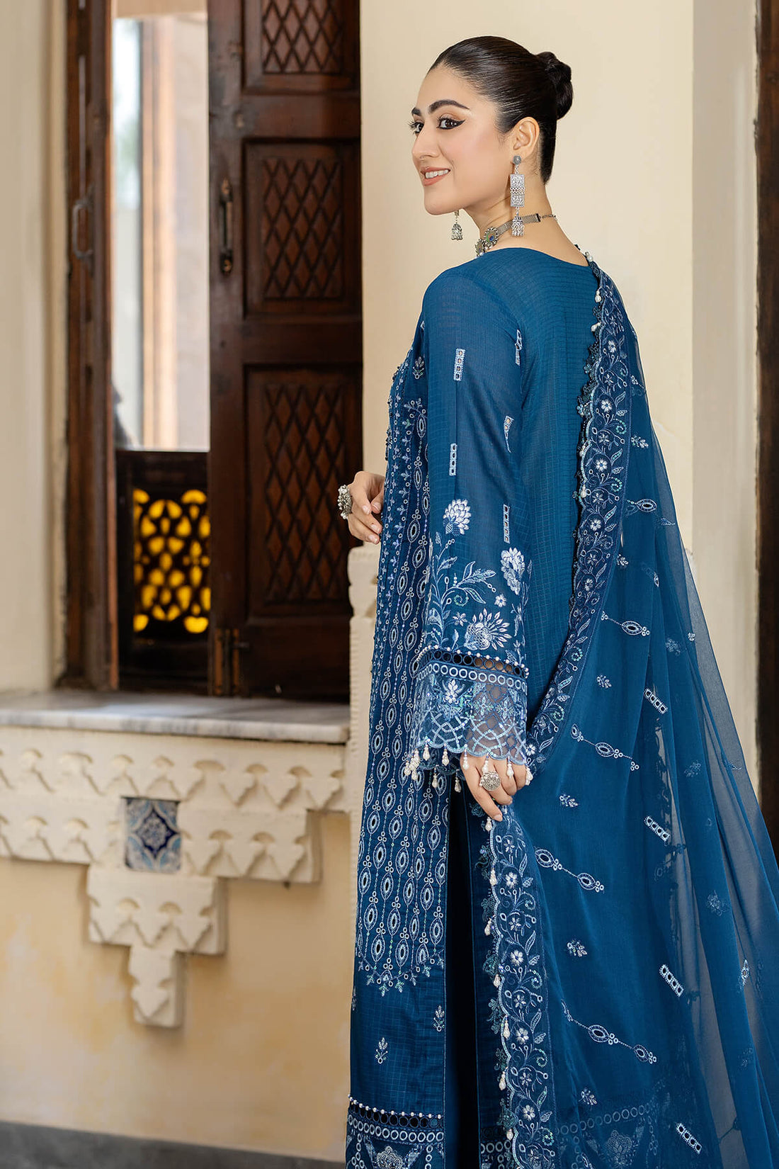 Raeesa Premium | Kimora Lawn Collection | Kimora | HL-19 Farheen - Khanumjan  Pakistani Clothes and Designer Dresses in UK, USA 