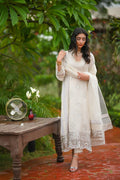 Hue Pret | Leilah Formals 23 | Pearl - Khanumjan  Pakistani Clothes and Designer Dresses in UK, USA 