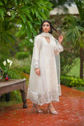 Hue Pret | Leilah Formals 23 | Pearl - Khanumjan  Pakistani Clothes and Designer Dresses in UK, USA 