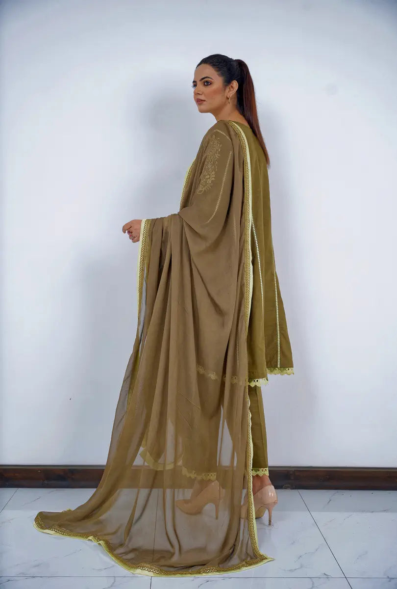 Hoorain Basics | Slub Winter 23 | HB-MND - Khanumjan  Pakistani Clothes and Designer Dresses in UK, USA 