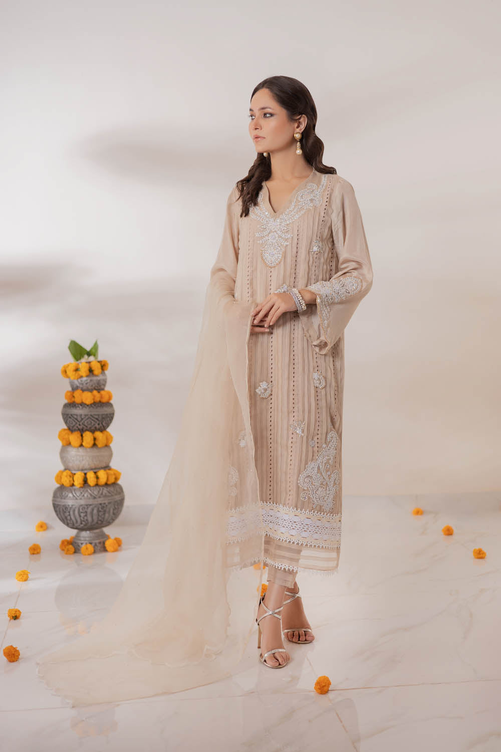 Hue Pret | Zara Suno Collection | KIRAN - Khanumjan  Pakistani Clothes and Designer Dresses in UK, USA 