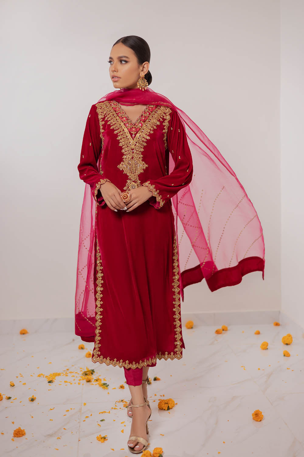 Hue Pret | Zara Suno Collection | CHILLMAN - Khanumjan  Pakistani Clothes and Designer Dresses in UK, USA 