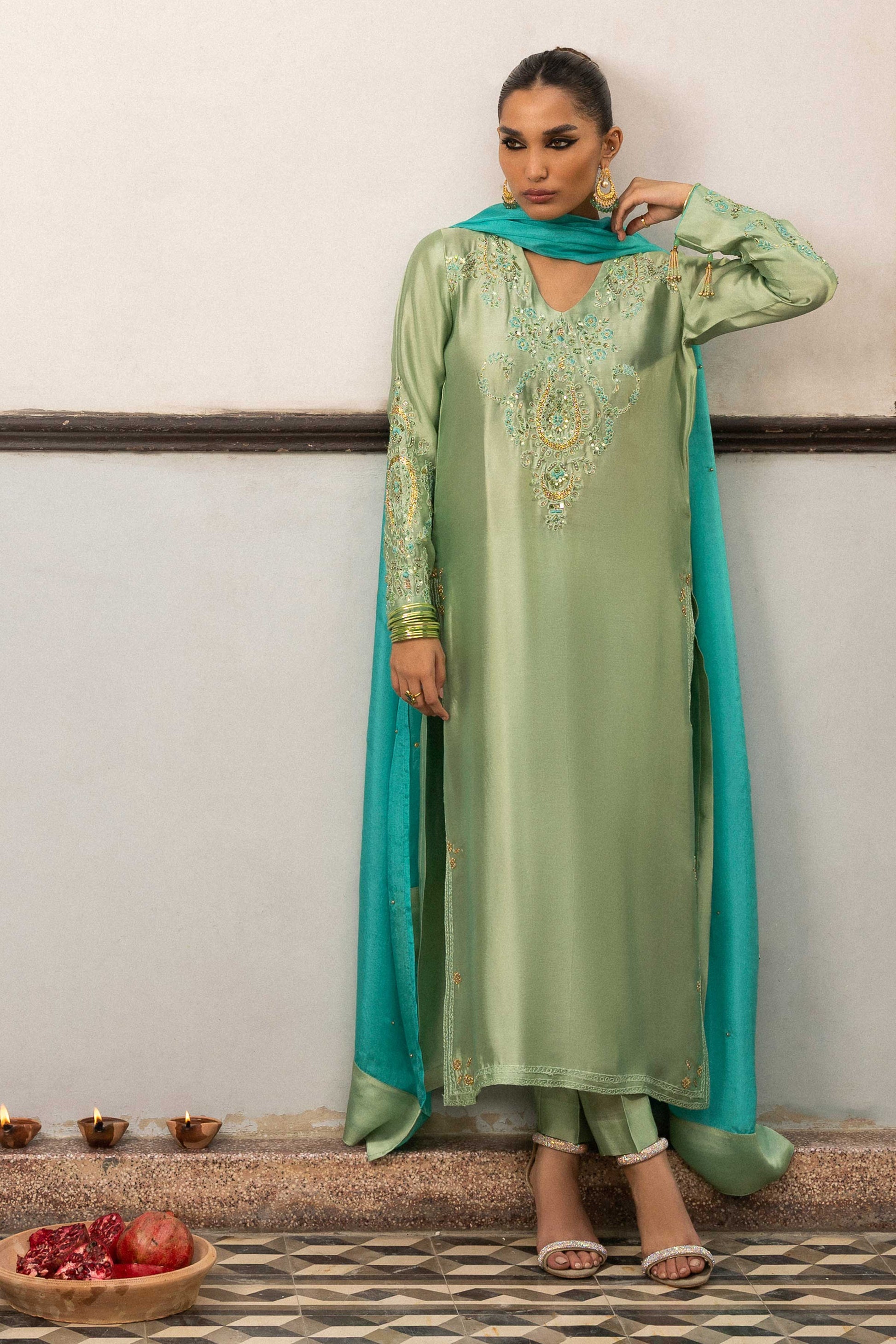 Hue Pret | Arth Festive Collection | IMAAN - Khanumjan  Pakistani Clothes and Designer Dresses in UK, USA 