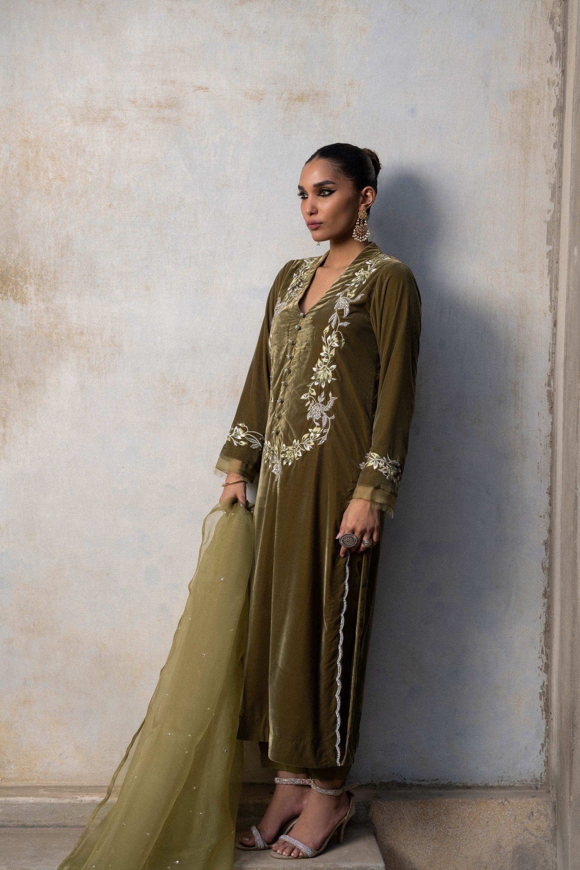 Hue Pret | Arth Festive Collection | YASHAL - Khanumjan  Pakistani Clothes and Designer Dresses in UK, USA 