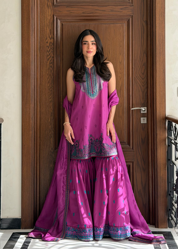 Laj by Lajwanti | Luxury Lawn | Lujaina