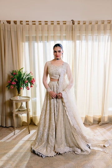 Nilofer Shahid | Whispers in the Moon Light | Moonlight serenade