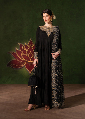 Kanwal Malik | Shehnai Luxury Pret 26 | Layla