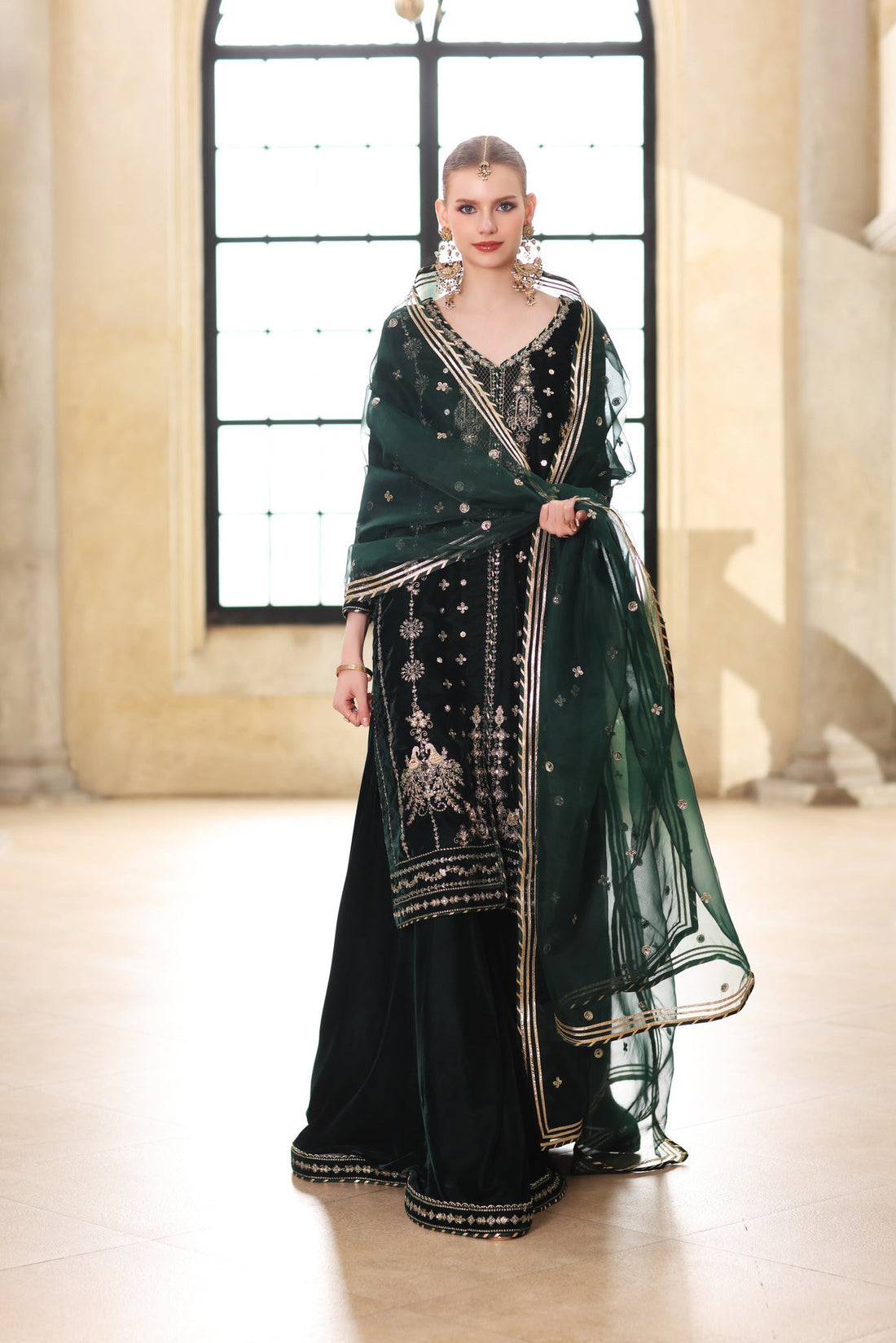 Noor by Saadia Asad | Handcrafted Velvet 25 |Zamurrud