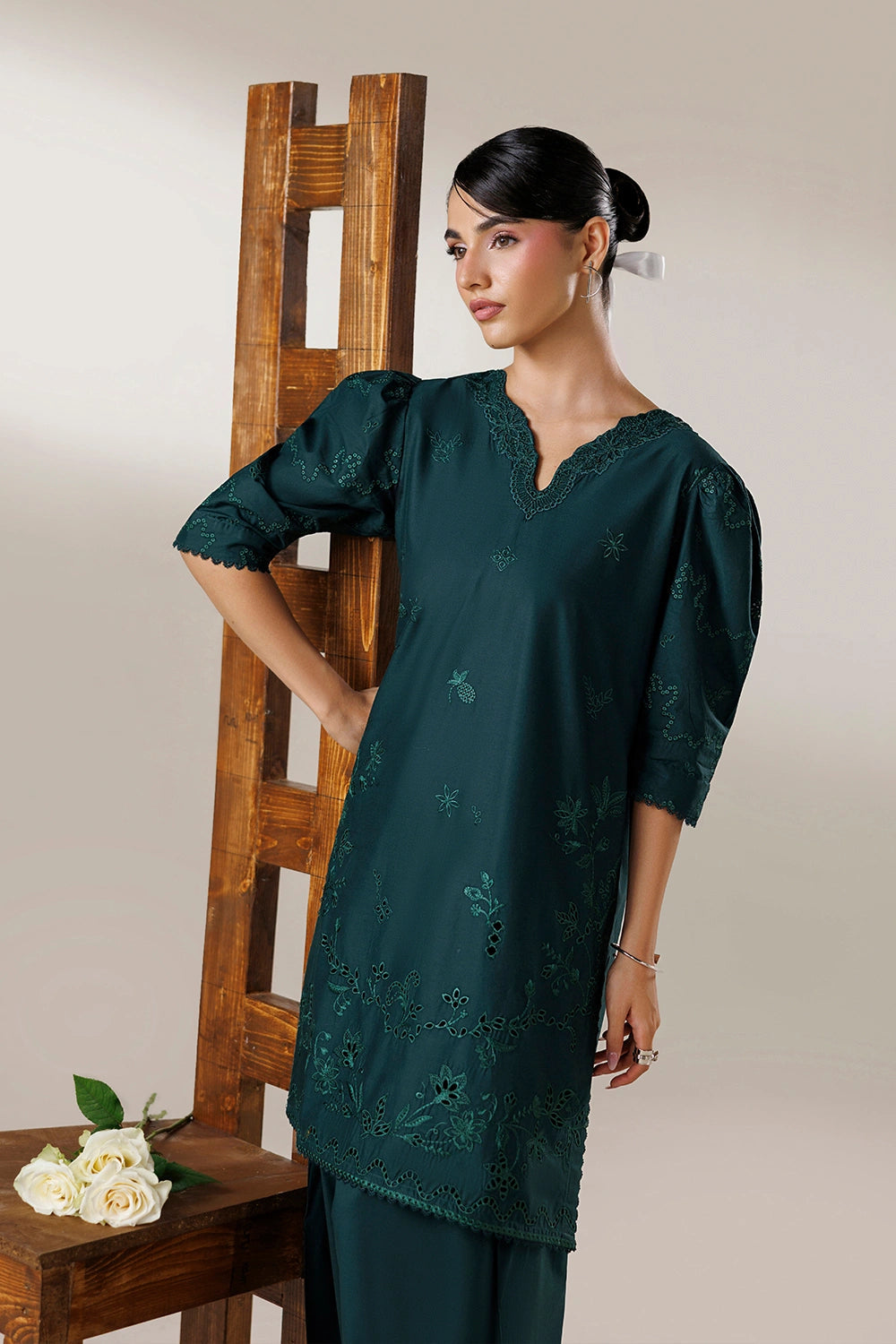Azure | Chic Essentials |Ivy Energy