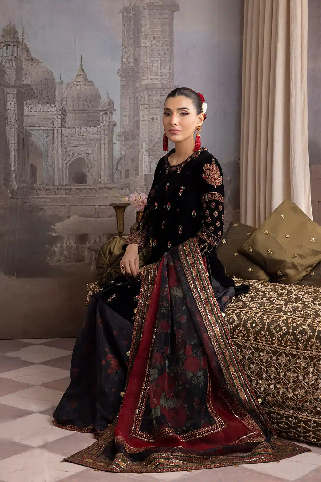 Iznik | Festive Velvet 23 | IV-20 AYYAR - Khanumjan  Pakistani Clothes and Designer Dresses in UK, USA 