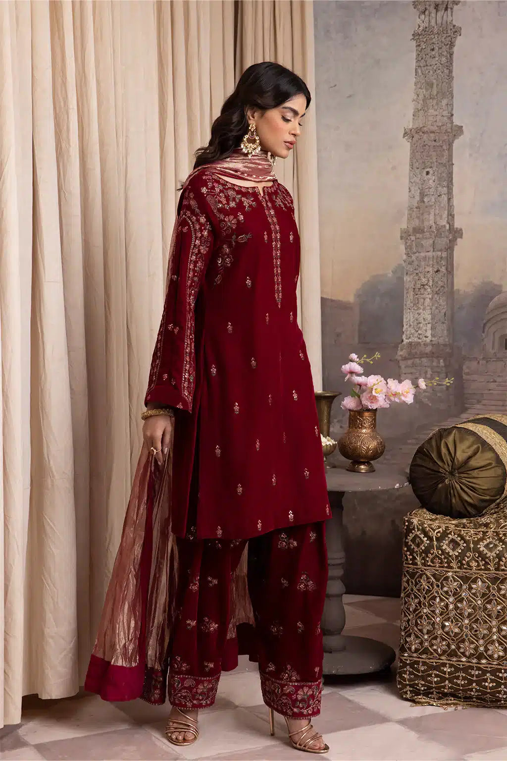 Iznik | Festive Velvet 23 | IV-27 HARF - Khanumjan  Pakistani Clothes and Designer Dresses in UK, USA 