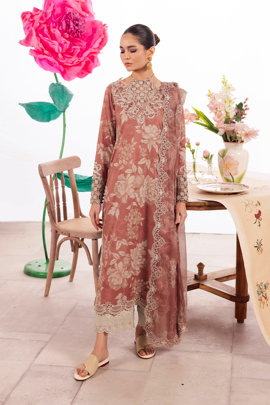 Iznik | Dahlia Embroidered Lawn | DL-12 - Khanumjan  Pakistani Clothes and Designer Dresses in UK, USA 