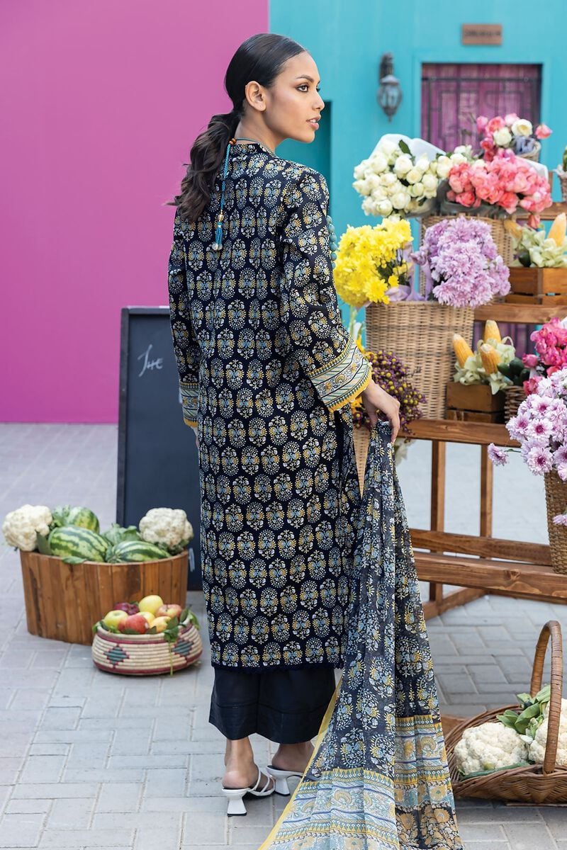 Khaadi | Essentials-Tailored'24 | P-07 - Khanumjan  Pakistani Clothes and Designer Dresses in UK, USA 