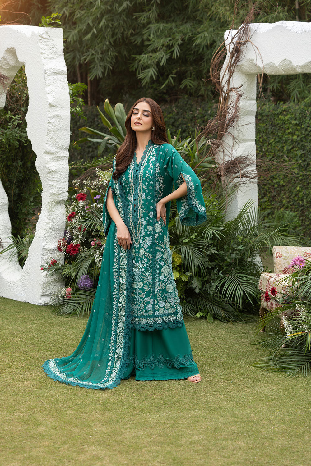 Sobia Nazir | Luxury Lawn 25 | 8B