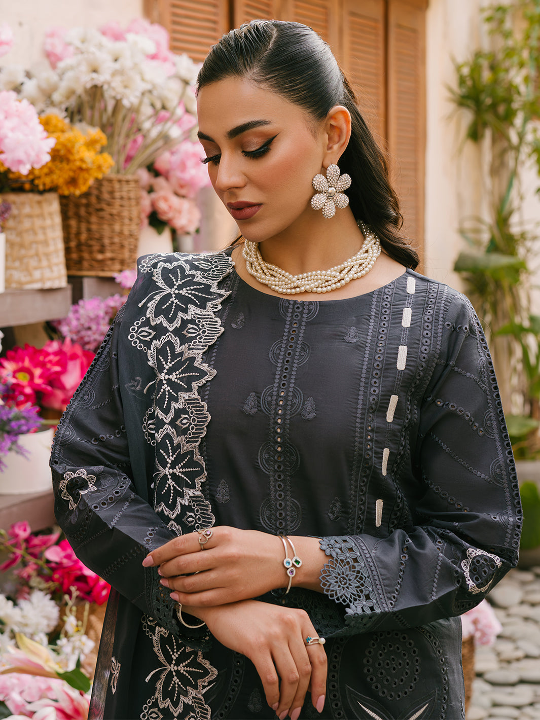 Mahnur | Mahrukh Eid Edit 24 | LEVANA - Khanumjan  Pakistani Clothes and Designer Dresses in UK, USA 