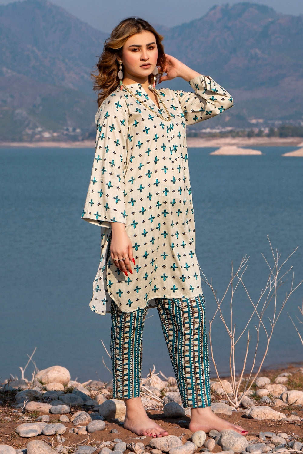 Ittehad | Embroidered Lawn | I-31 - Khanumjan  Pakistani Clothes and Designer Dresses in UK, USA 