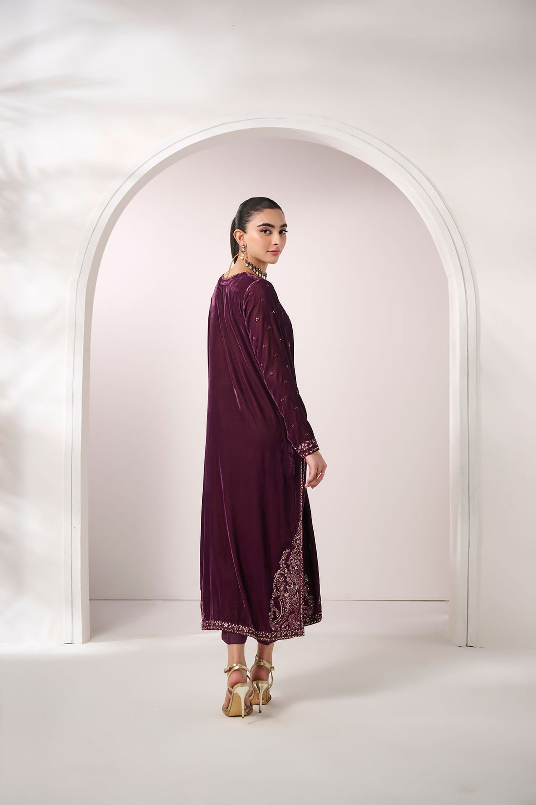 Dhanak | Velvet Edit | FW24DA-2621 PURPLE