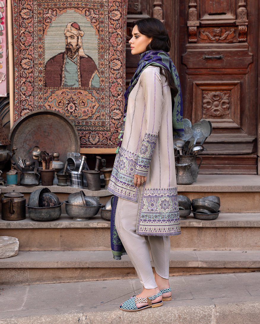 Esmel | Lueur Dorient | Liora