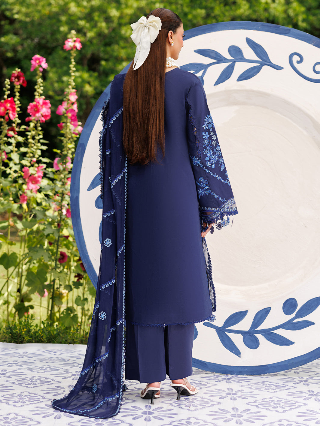 Mahnur | Morbagh Luxury Lawn 26 | M-14