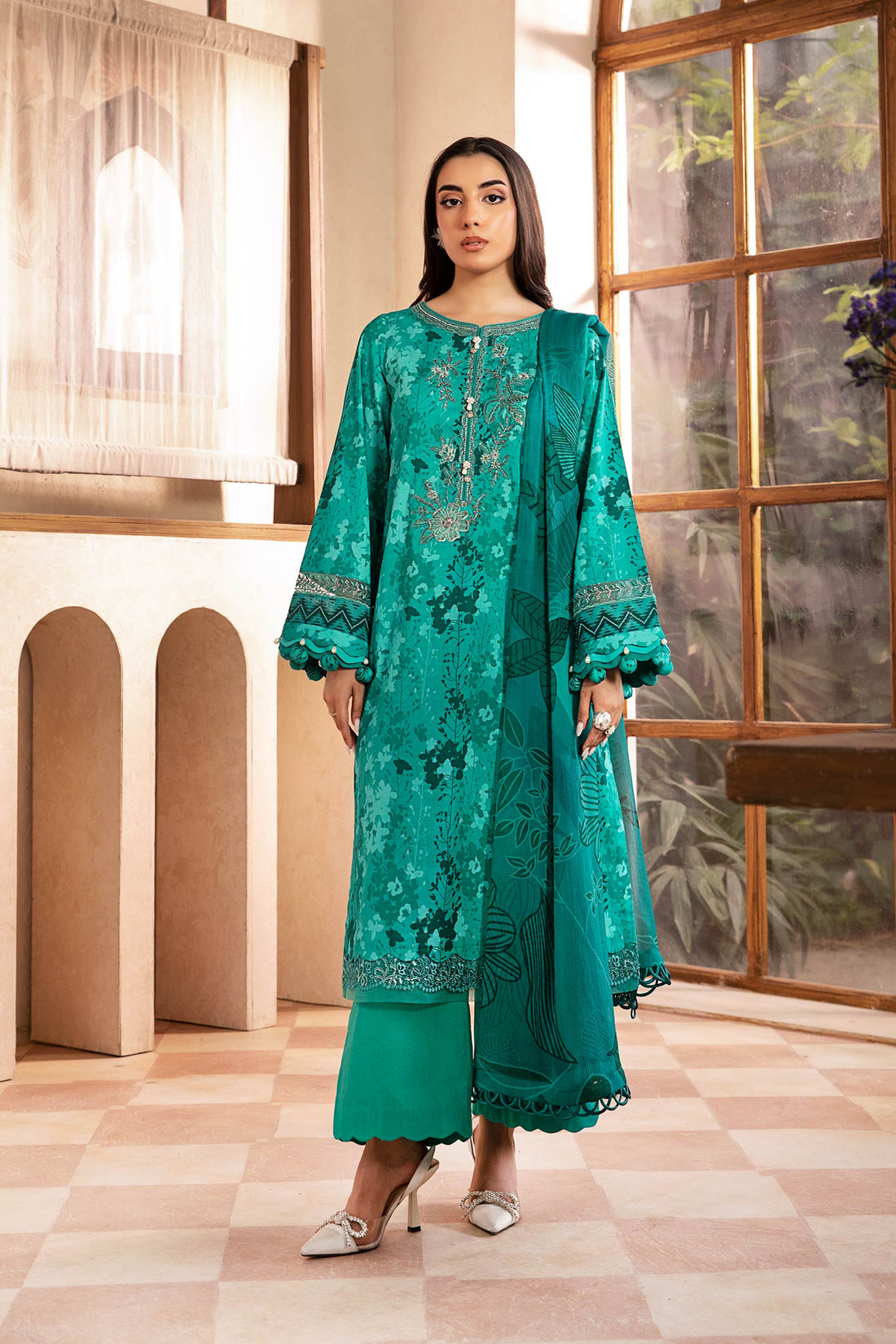 Buy | Hit Pakistani Clothes | Khanum Jan United Kingdom Tagged "Emerald Green" Buy | Hit Pakistani Clothes | Khanum Jan United Kingdom Tagged "Emerald Green"
