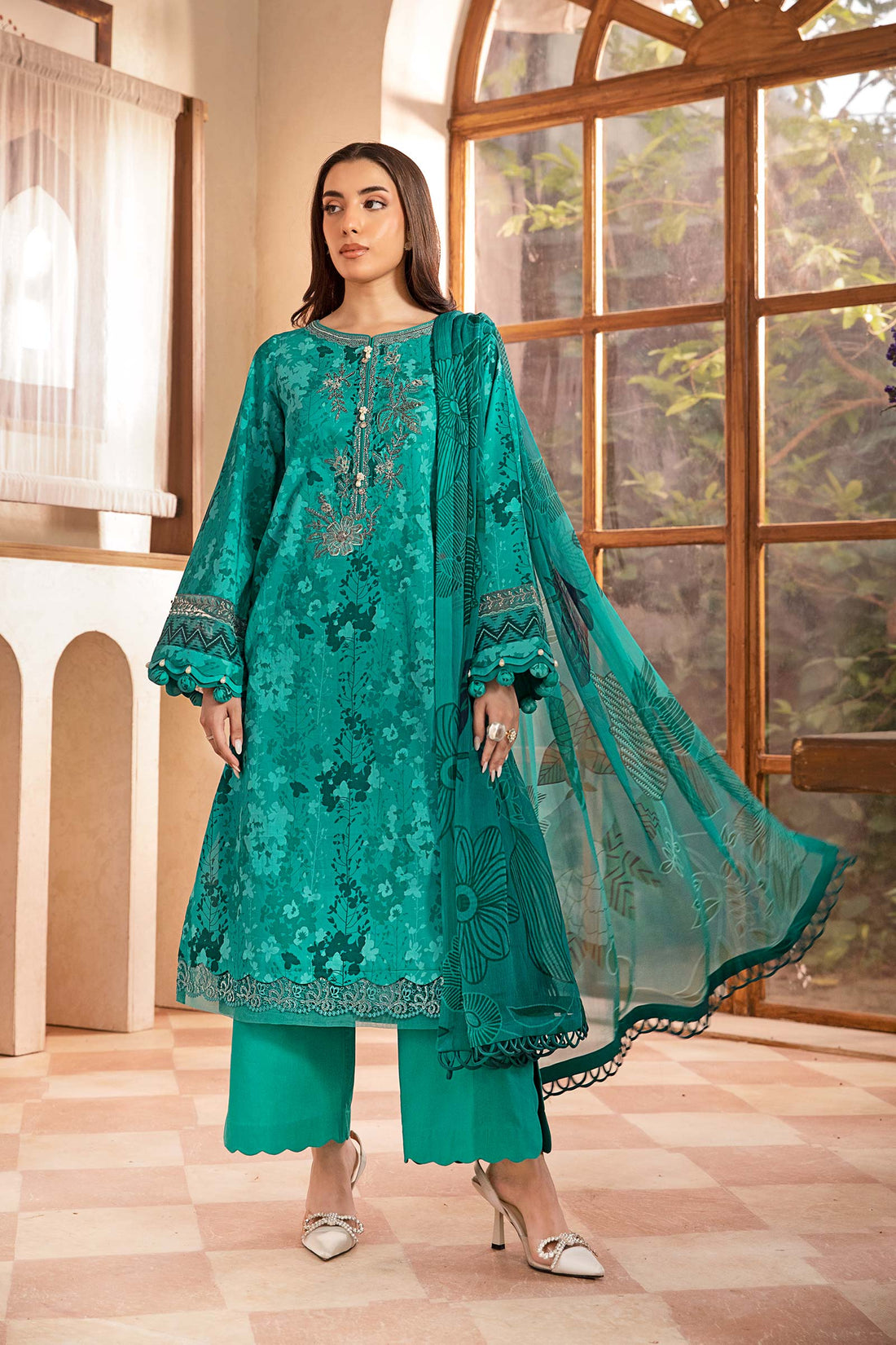 Buy | Hit Pakistani Clothes | Khanum Jan United Kingdom Tagged "Emerald Green" Buy | Hit Pakistani Clothes | Khanum Jan United Kingdom Tagged "Emerald Green"