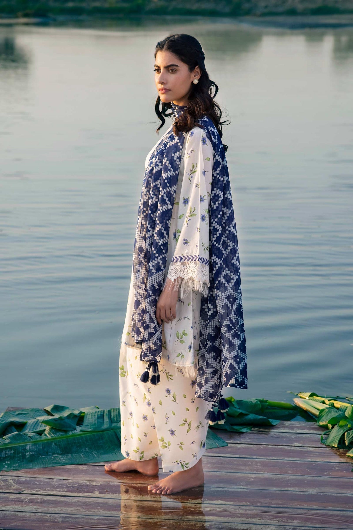 Maria b | M Basics Lawn | 401-A - Khanumjan  Pakistani Clothes and Designer Dresses in UK, USA 