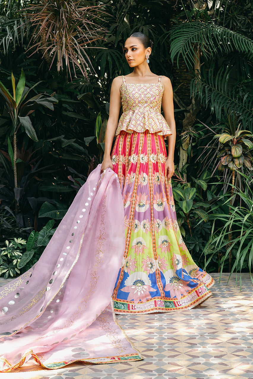 Sania Maskatiya | Reyna Occasion Wear | Teya