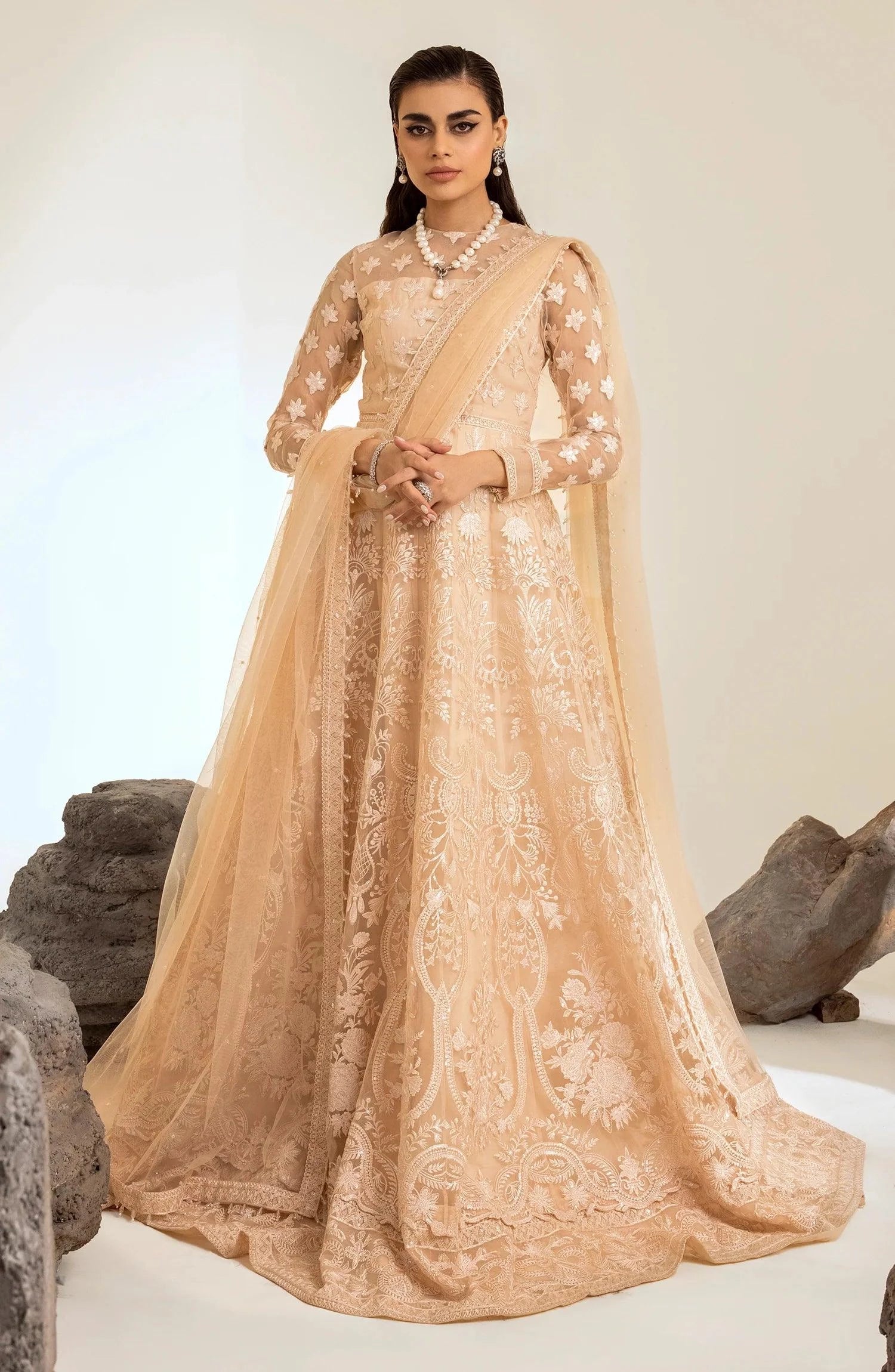 Maryum N Maria | The Brides 23 | Dazzle LighT (MS23-539) - Khanumjan  Pakistani Clothes and Designer Dresses in UK, USA 