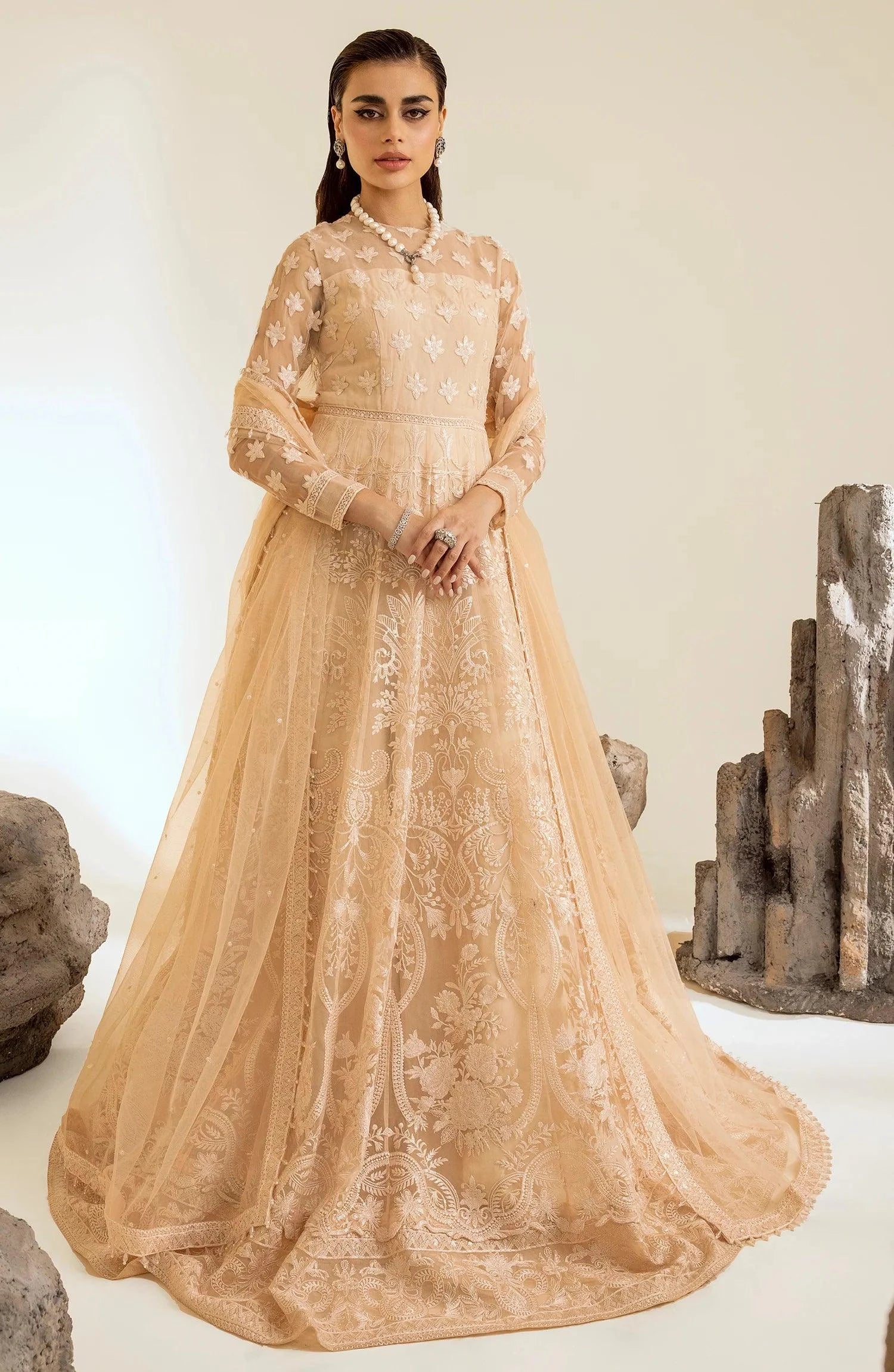 Maryum N Maria | The Brides 23 | Dazzle LighT (MS23-539) - Khanumjan  Pakistani Clothes and Designer Dresses in UK, USA 