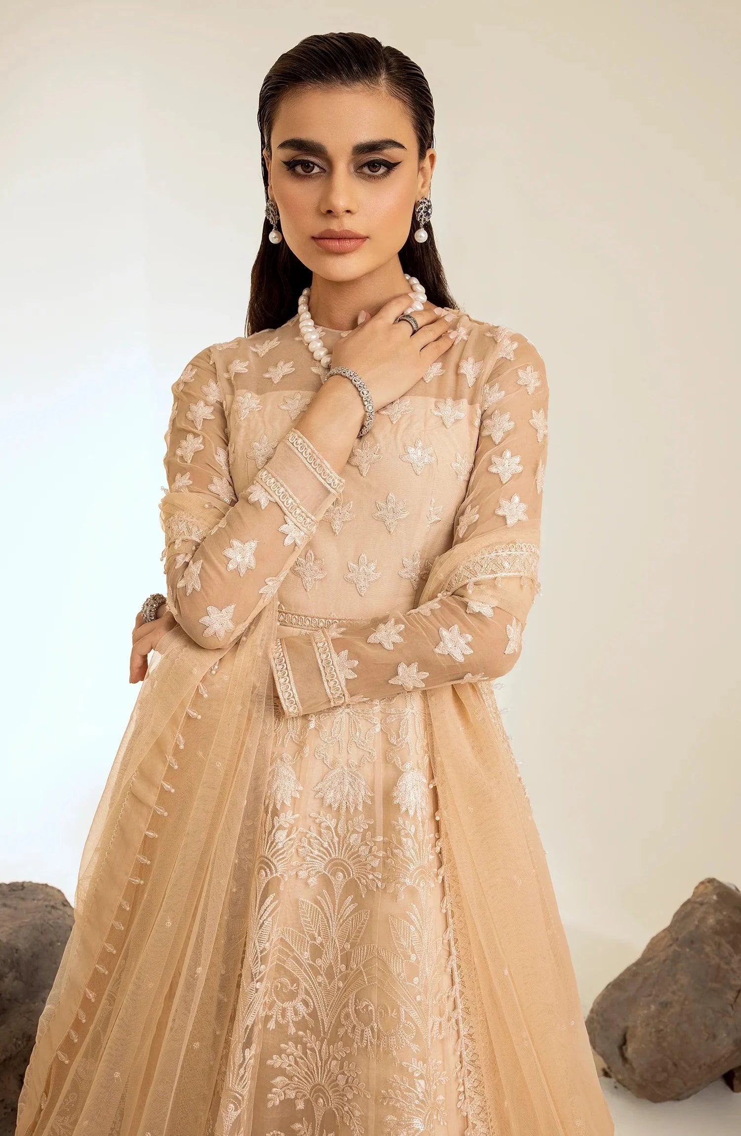 Maryum N Maria | The Brides 23 | Dazzle LighT (MS23-539) - Khanumjan  Pakistani Clothes and Designer Dresses in UK, USA 