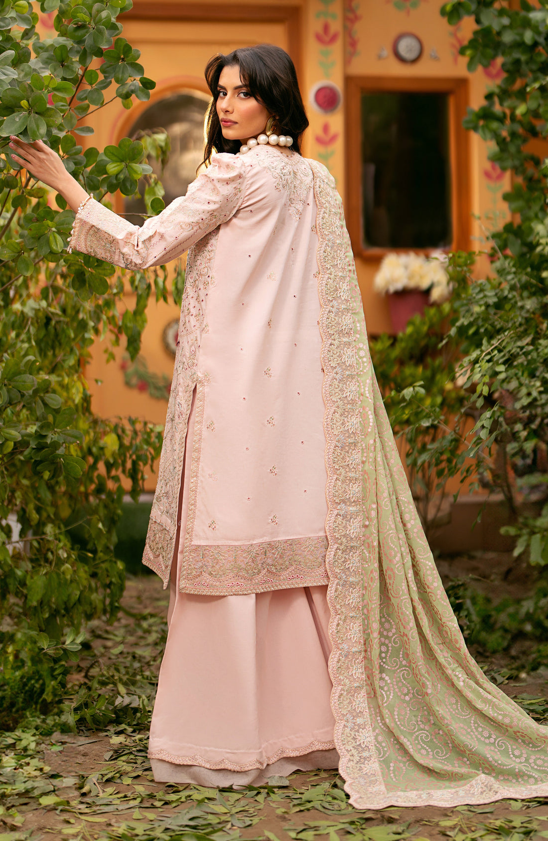 Maryum N Maria | Luxury Lawn 24 | Bennu - Khanumjan  Pakistani Clothes and Designer Dresses in UK, USA 