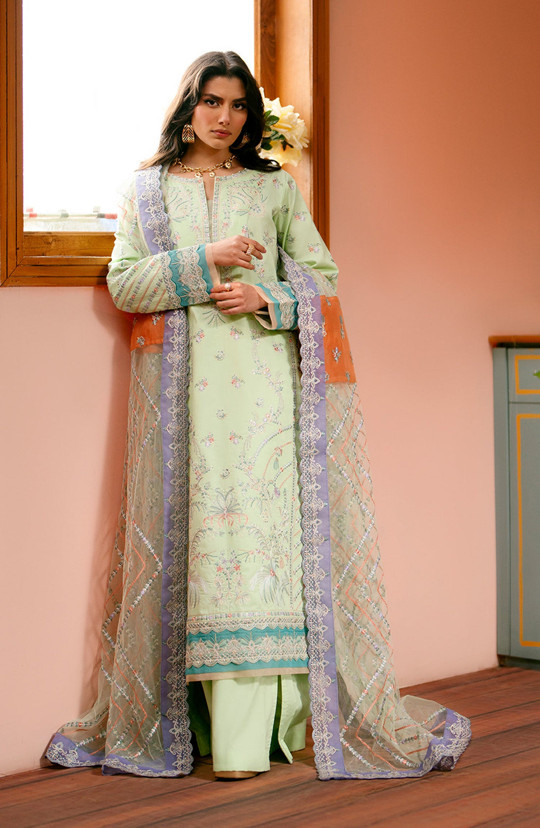 Maryum N Maria | Luxury Lawn 24 |  Zara - Khanumjan  Pakistani Clothes and Designer Dresses in UK, USA 